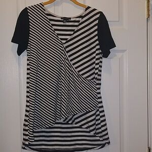 Elloquent Wrap high low top Sz S NWT